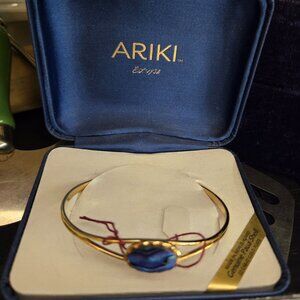 ❤ new in box bracelet ❤